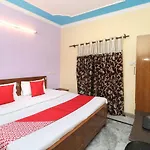Oyo 28168 Hotel Regal 2