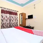Oyo 28168 Hotel Regal 2